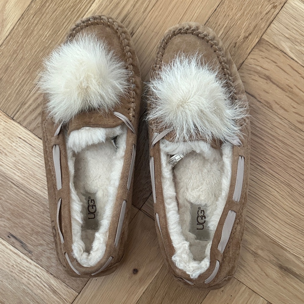 UGG Women's Brown Slippers with Cream Fur Pom